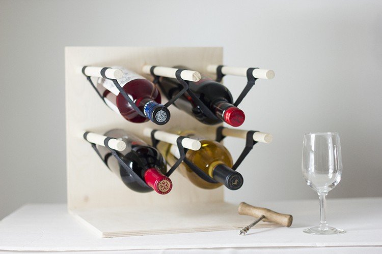 flaskhylla-bygg-själv-liten-vin-hylla-trä-läder-gör-själv