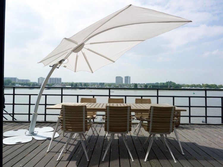 Solskydd för terrasser, parasoll-trafikljus-matplats