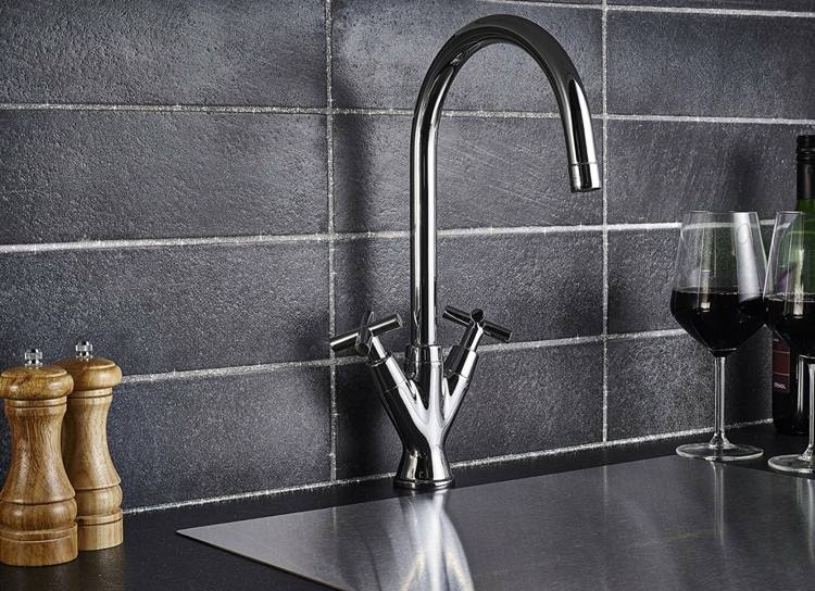 kakel grouting glitter modern svart silver bakvägg kök design