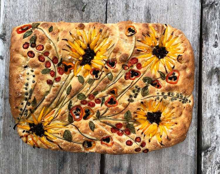Flatbröd med grönsaker Foccacia Garden Recept med låga kolhydrater