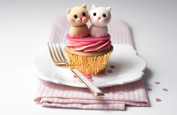 Fondant-tårta-recept-tips-dekoration-kattunge-cupcake
