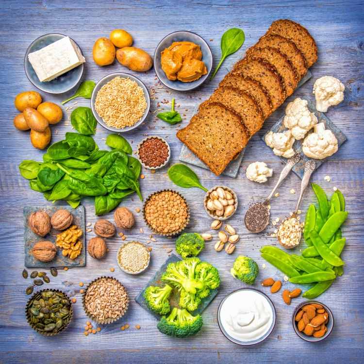 Ät vegetarisk och vegansk mat med vegetabiliska livsmedel