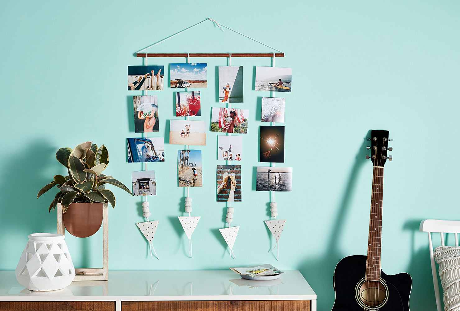Kreativa hängande foton marinblå väggfärg för barnkammaren