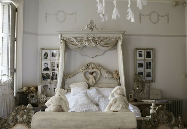 sovrum fransk vit säng romantisk design klassiker