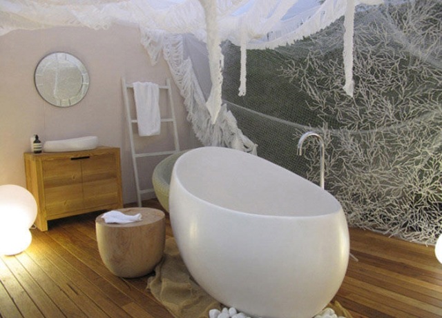 Modernt trä i badrummet-konstgjord stenbadkar-oval böjd IMMERSE