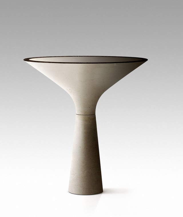 Oval-piedestal-handfat-tillverkad av marmor-design-Enzo-Berti