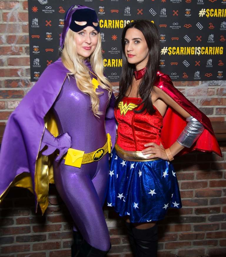 Gör Superwoman Halloween -kostym själv lätt