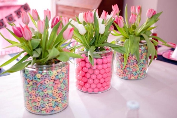 deco snittblommor-tulpanbukett vårarrangemang