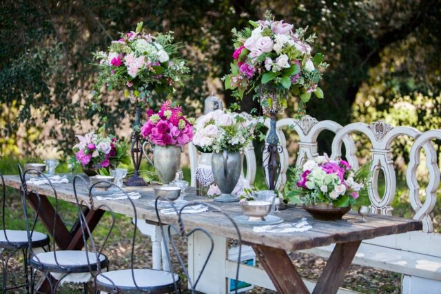 Idéer rosor hyacinter vita rosa bord rustika vintage stolar