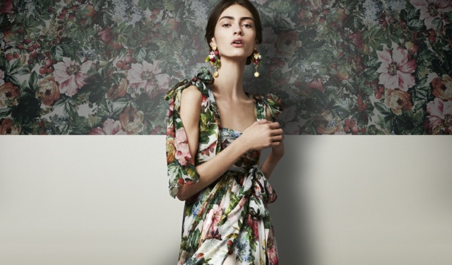 Blommönster klänningar mode våren 2014 idéer