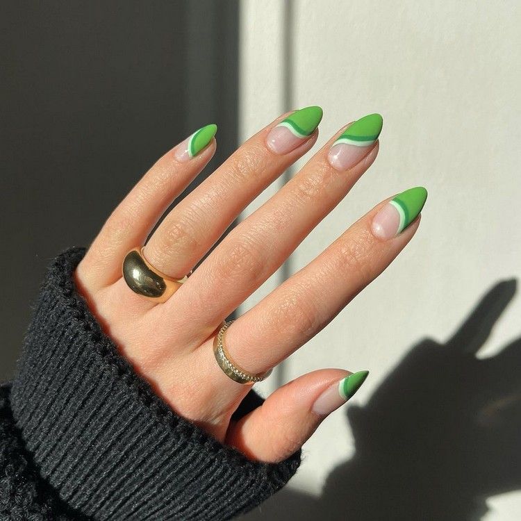 Nageldesign gröna vårspikar 2021
