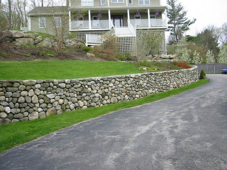 friesenwall-build-landscaping-stones-lawn