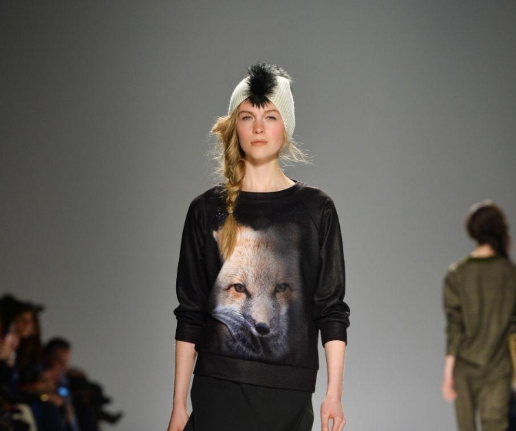 frisyrer-hattar-idéer-casual-fläta-catwalk