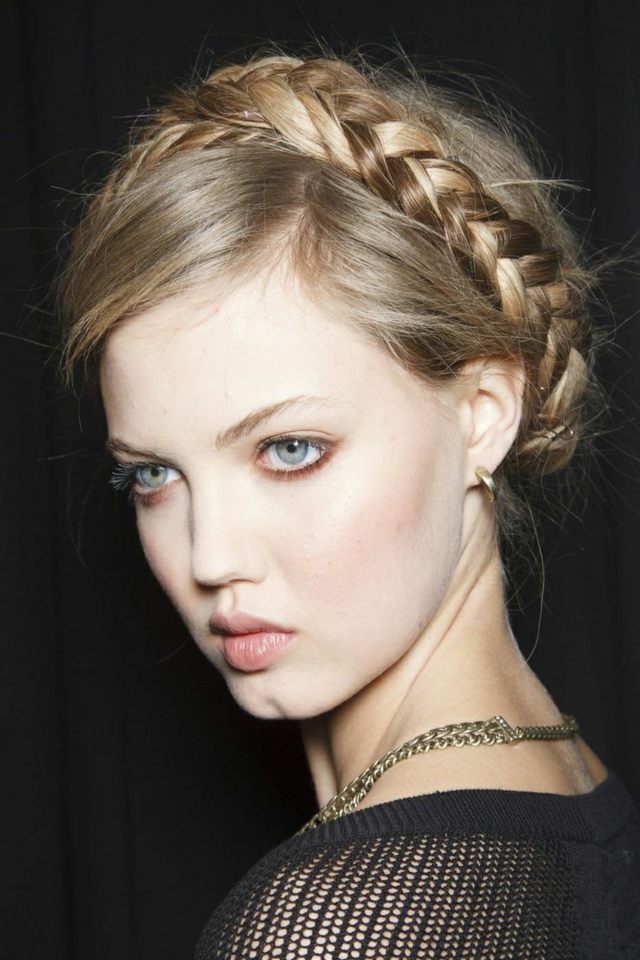 saga-look-med-en-fläta-som-en-tiara