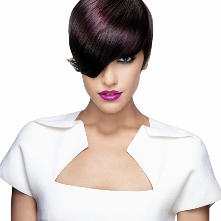 frisyrer-medelfärg-aubergine-lila-mörkt-hår-modetrender-2015