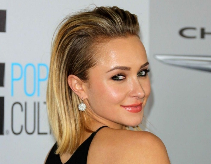 frisyrer-trender-på-hösten-hår-våt-look-hayden-panettiere-