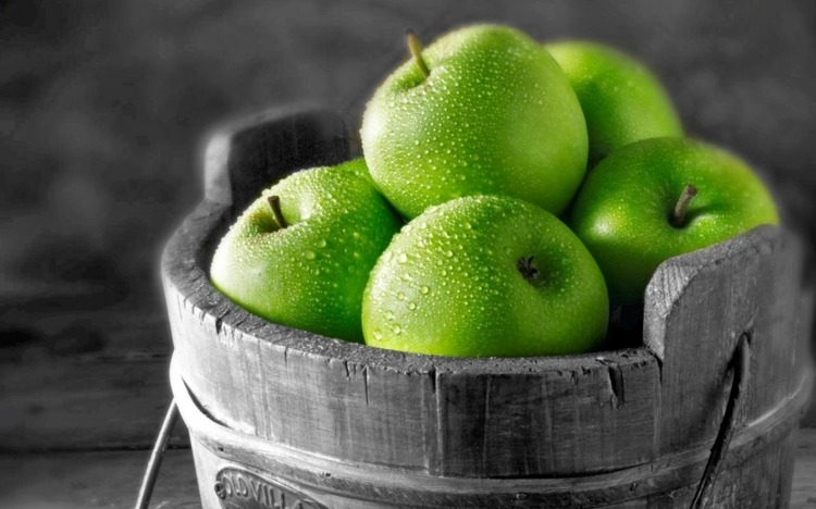 frukt-syra-peeling-gör-det-själv-sur-äpplen-ingrediens-peeling-recept