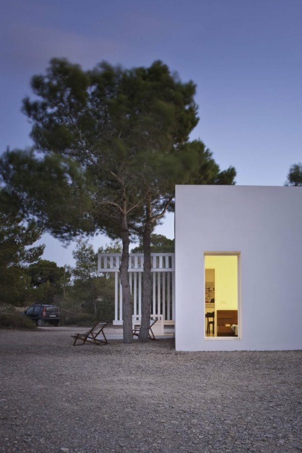 modernt strandhus i Spanien - innovativ fasad