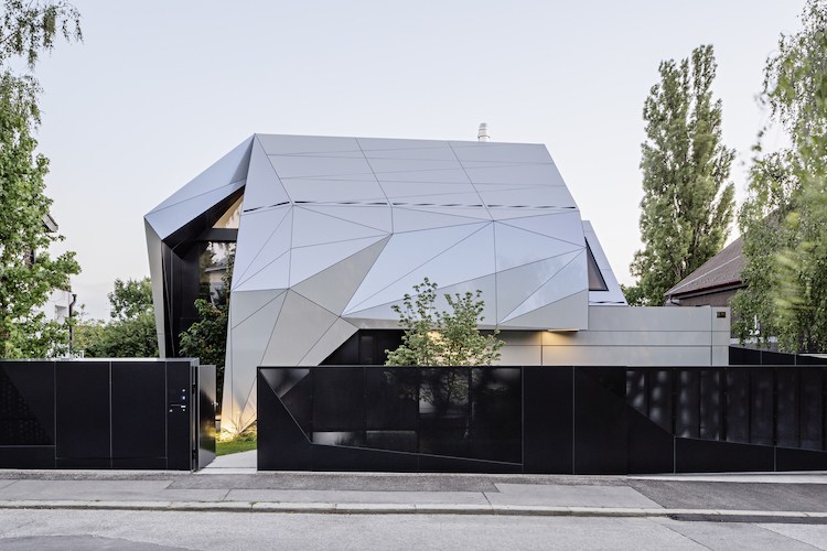 Futurism i arkitektur som bygger gatuorigami geometrisk