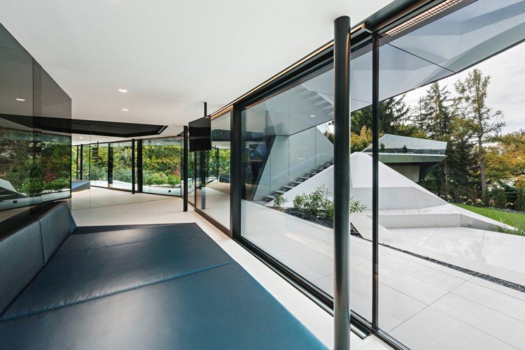 futurism arkitektur inredning design altandörrar glas panoramafönster