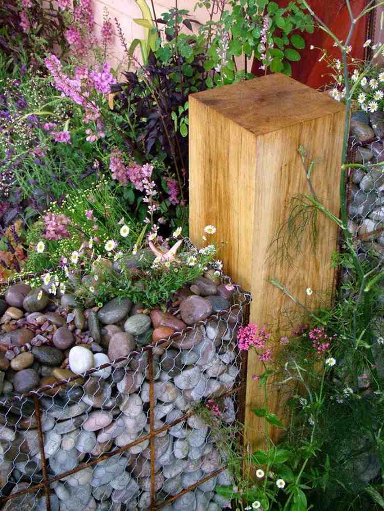 Gabion-vägg-trädgård-design-grön-flod-stenar-dekorativa-trädgård-dekoration