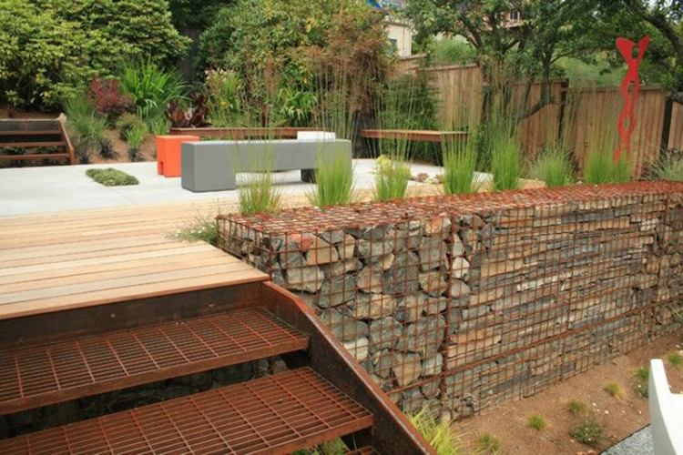 gabion vägg-gabion staket-modern-trädgård-design-lutning-terrass-däck-corten stål