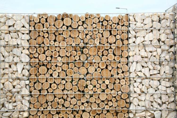 trä vita stenar mönster gabion staket effekt landskap design