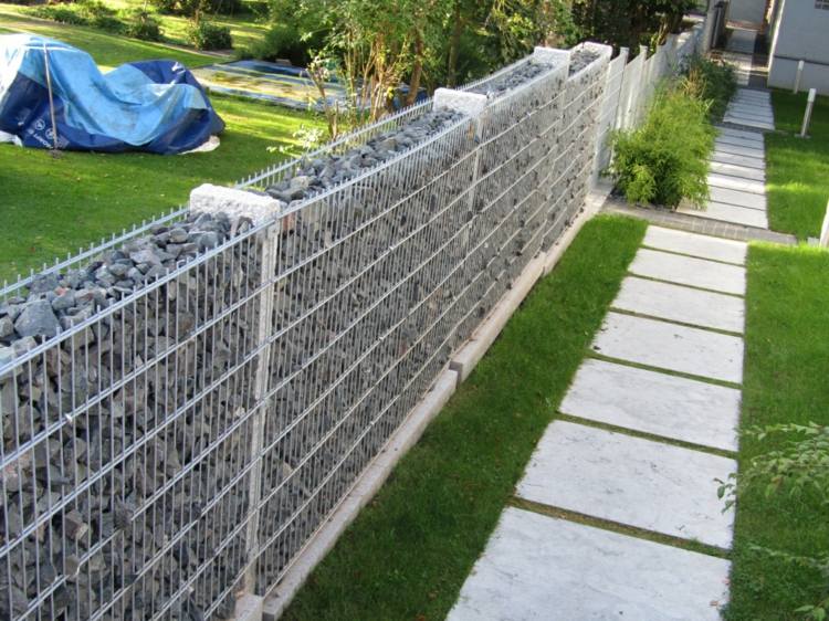 vitt staket idéer sten grå trädgård väg gräsmatta vägg design