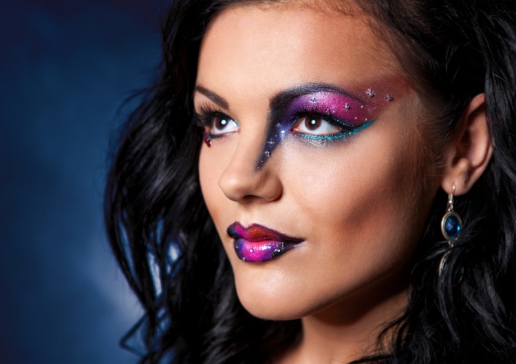 galax ansikte make up ögon läppar