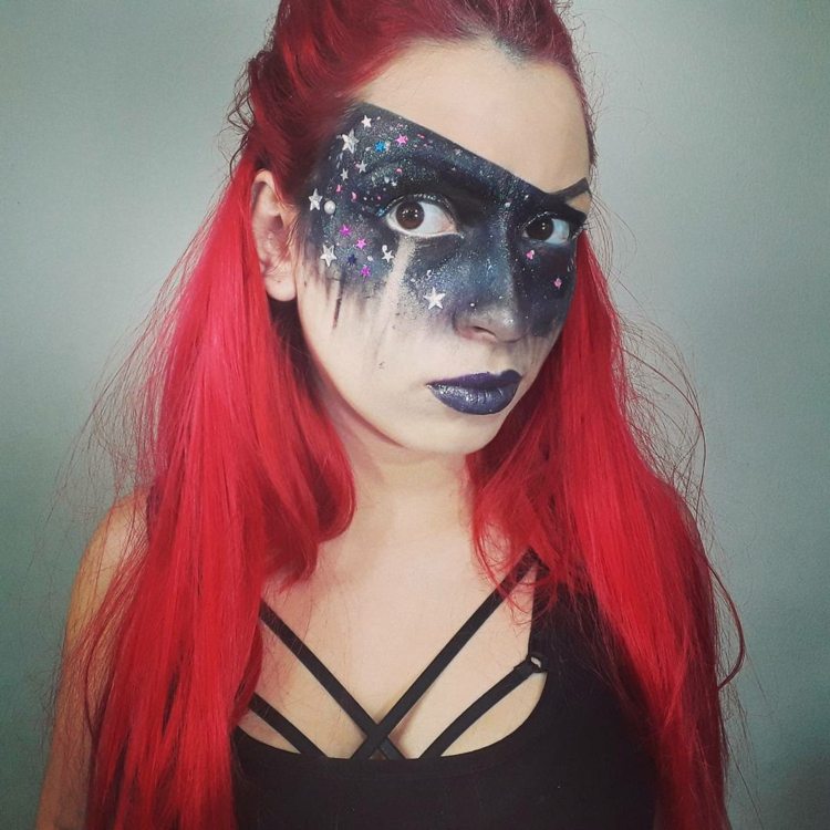 kvinna galaxy make up make up karneval halloween grå svart
