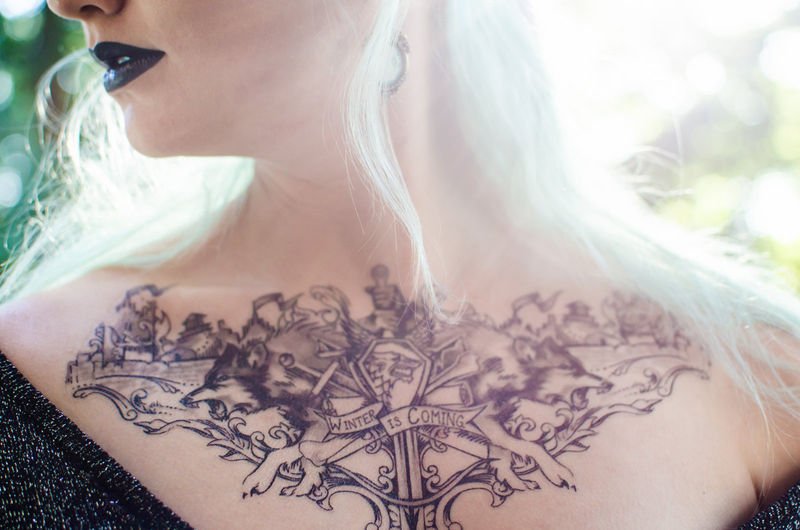 game of thrones tatueringsdesigner coola idéer tatuering kultserien vår är ilskan