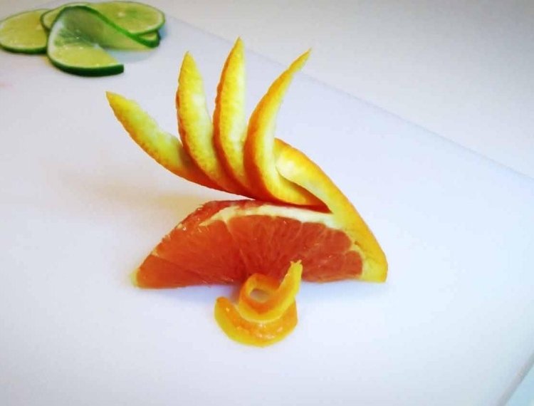 garnera-dekorera-mat-frukt-apelsin-fina-desserter-kakor-dekoration-finskuren