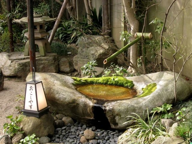 fontän sten pool idéer japansk trädgård vatten funktion