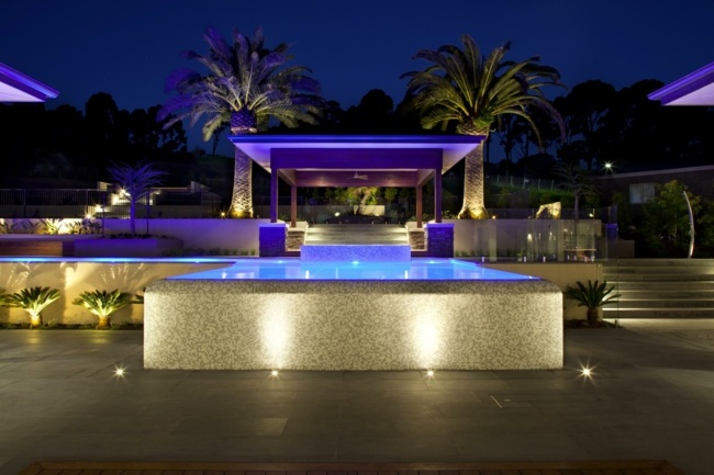 Trädgårdsdesign poolbelysning