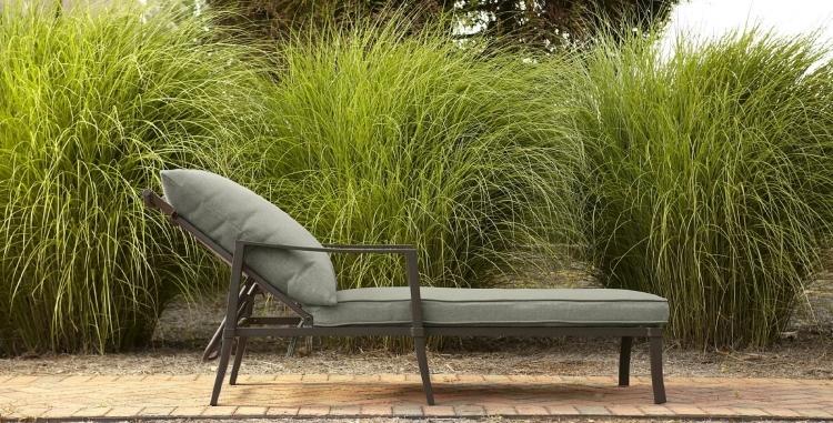 trädgård-lounge-möbler-ström-design-fritids-område-solstol-metall-klädsel