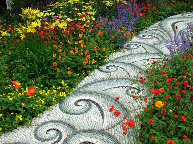 trädgårdsplan stensträdgårdsväg romantiska blommor ram