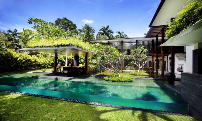 Bygg-en-pool-i-trädgården-transparenta sidoväggar