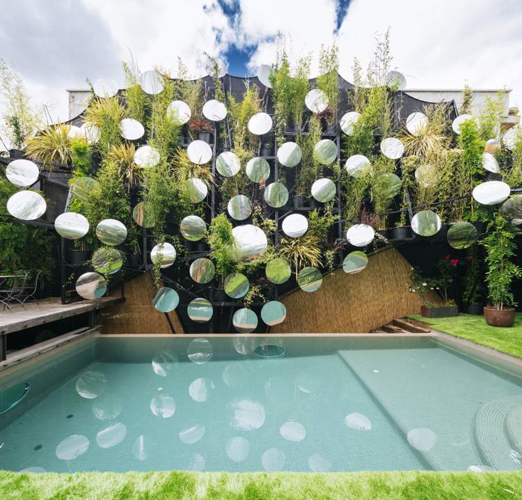 trädgård-pool-luftkylning-system-vattenånga-design-spegel-vertikal-trädgård