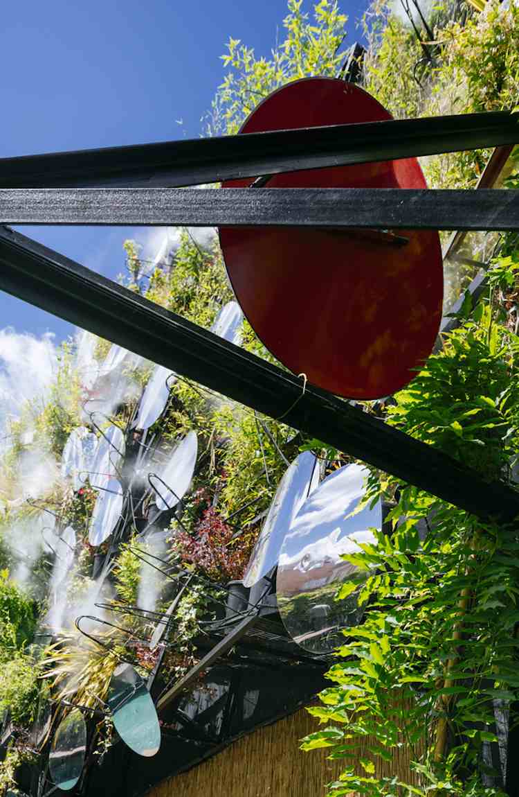 trädgård-pool-luftkylning-system-vattenånga-konstruktion-design-spegel-växter
