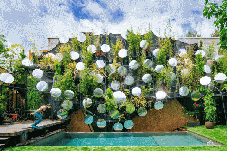 Trädgårdspool -luftkylsystem-vatten-ånga-stänk-vertikal-trädgård-grönning