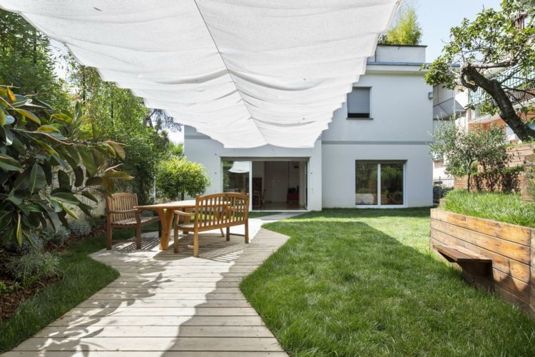 trädgårdsskötsel och landskapsarkitektur solskydd veckad vit terrass