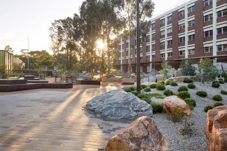 Landskapsarkitektur med stenar grusblockblock Monash University Australia