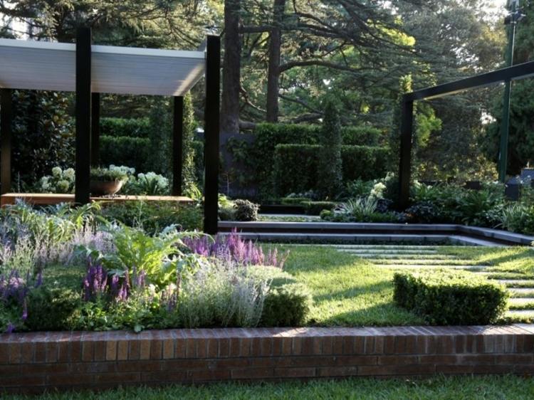 trädgård-landskapsarkitektur-australien-design-gräsmatta-underhåll-lätt-rabatt