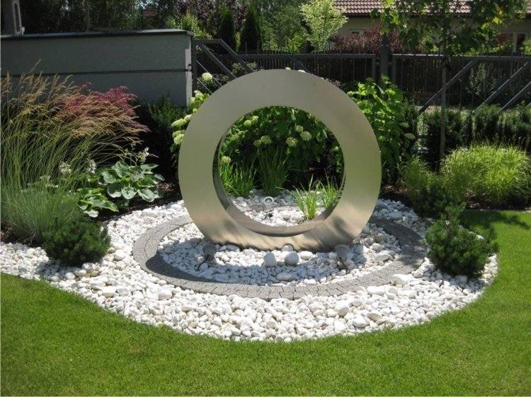 trädgård dekoration-rostfritt stål-rostfritt stål-figurer-skulptur-boll-grus-gräsmatta