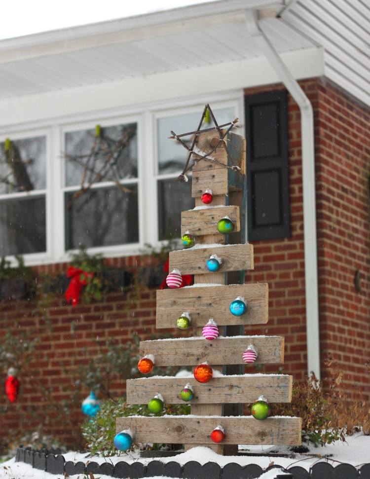 trädgård-dekoration-trä-jul-gör-det-själv-paljett-trä-julgran