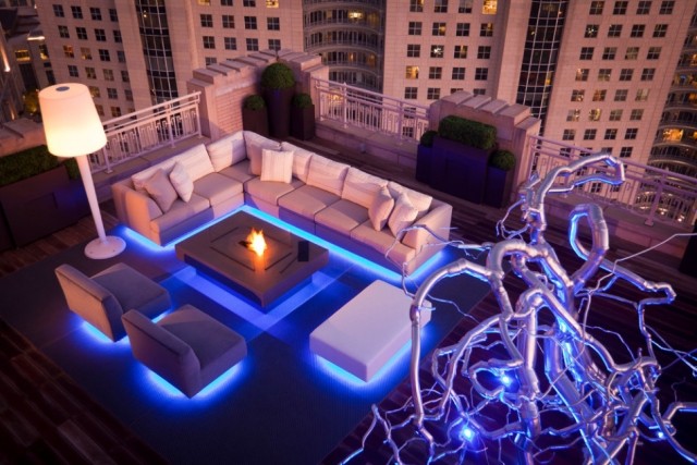 modern design yttre takterrass ledbelysning blå 2014