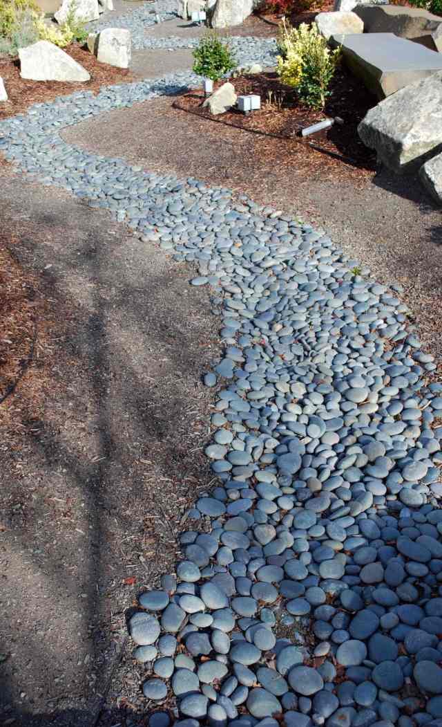 japansk trädgård design idé sten sten trottoaren dekoration