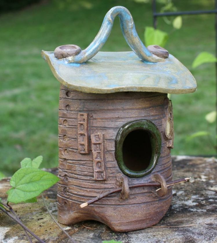 trädgård-keramik-keramik-fågelholk-lera-träd-stam-trädgård-dekoration-handgjord-naturlig-gren