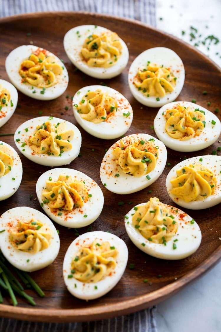 Bufféidéer gjordes snabbt - fyllda ägg som en trädgårdsfest Mat för alla smaker