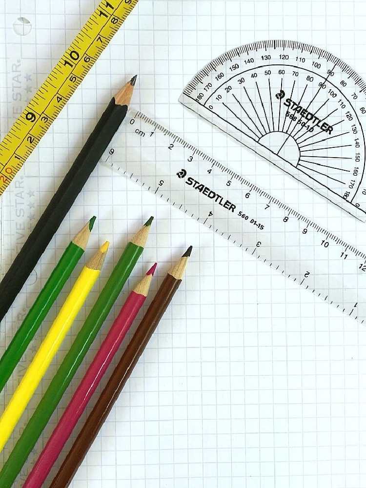 lära dig att rita en trädgård plan pennor linjal måttband använda grafpapper